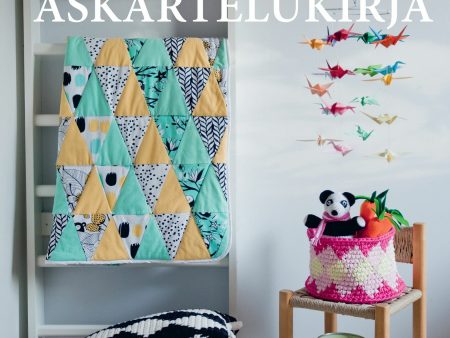 Lastenhuoneen askartelukirja Hot on Sale